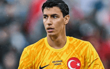 Berke Özer İmza