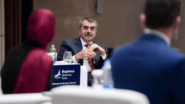 Bakan Tekin: