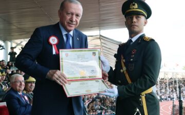 farklı ligin oyuncusudur